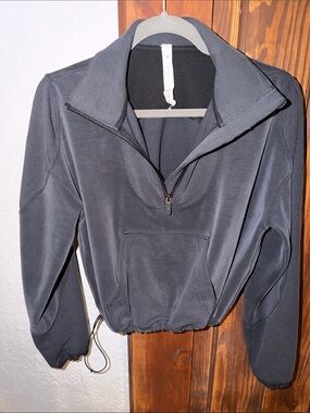 lululemon athletica Women's Charcoal Gray Half-Zip Pullover Hoodie